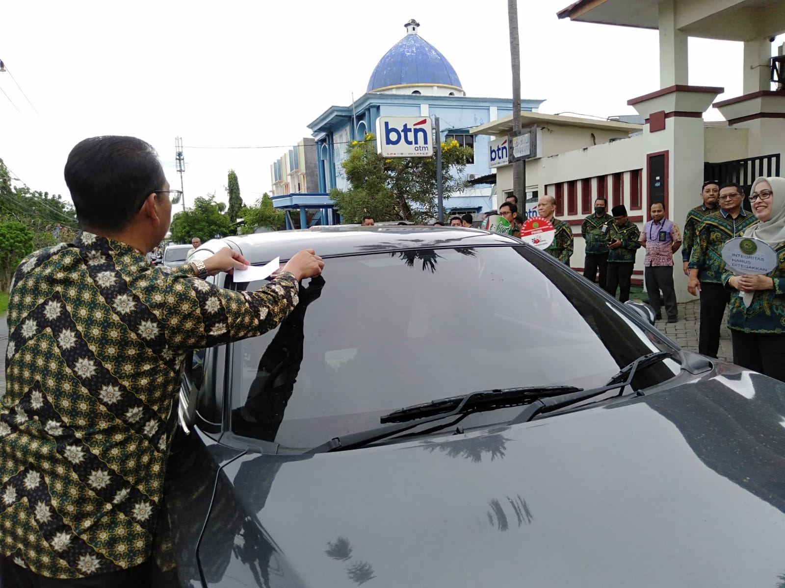 Pengadilan Negeri Gresik menyelenggarakan kegiatan Public Campaign 